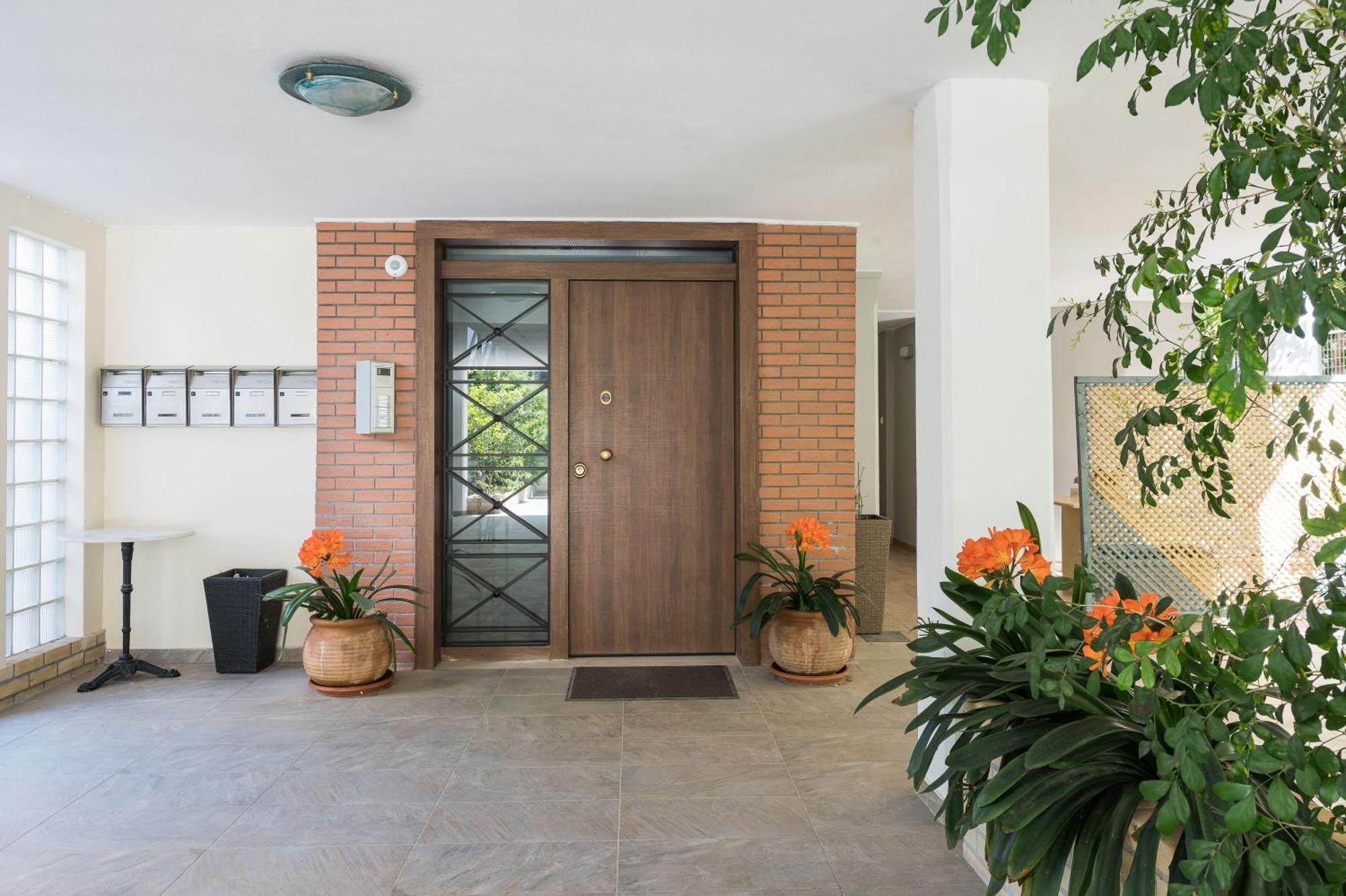 Glyfada'S Cosy Apartments Афины Экстерьер фото